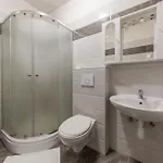 House Niko M With 6 Apartament *