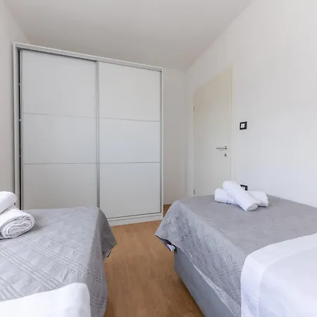 House Niko M With 6 * スプリト