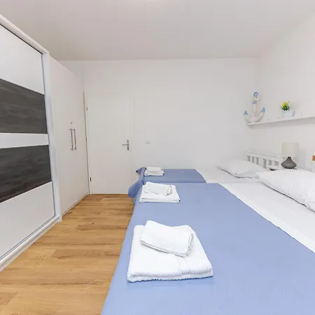 House Niko M With 6 * スプリト