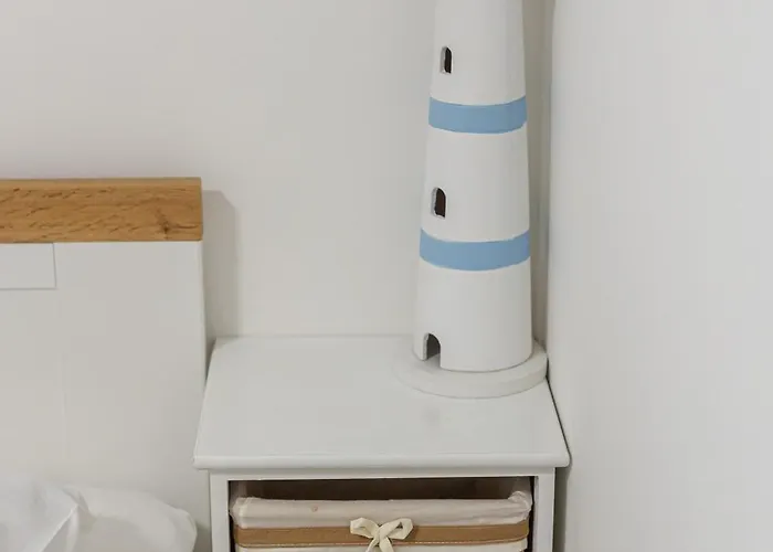 House Niko M With 6 Apartament